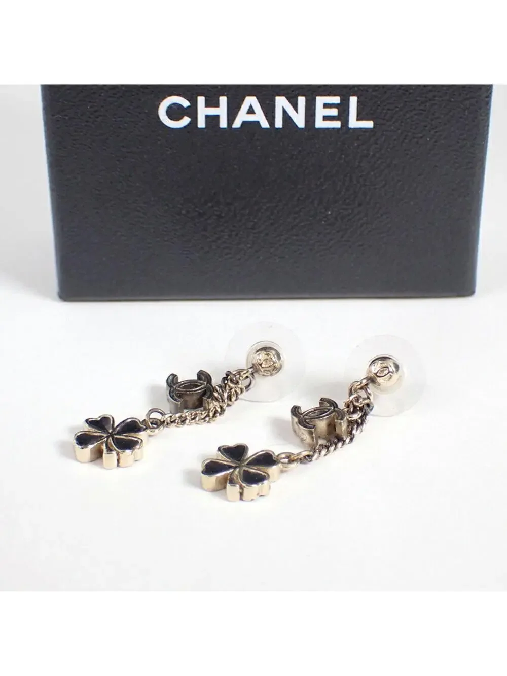 Chanel Cc Logo Clover Earrings Metal #209468C69B